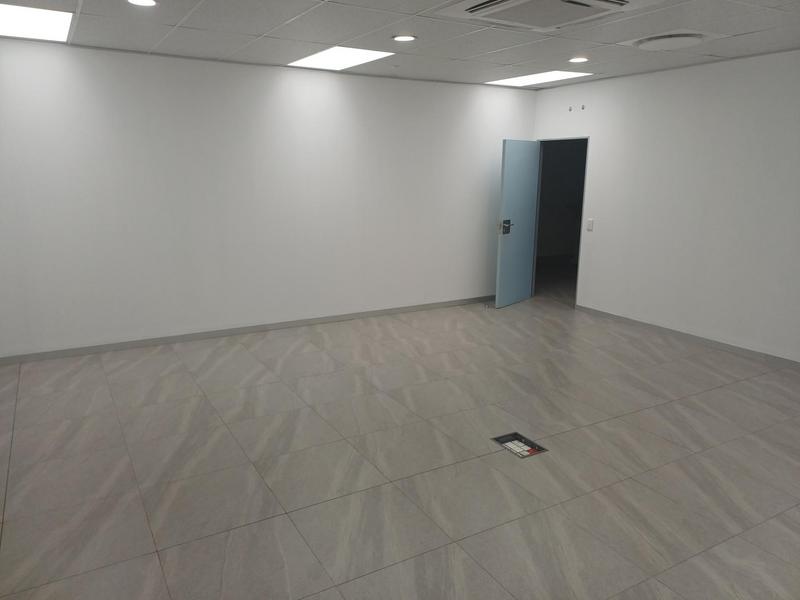 To Let Commercial Property for Rent in Mthata Eastern Cape